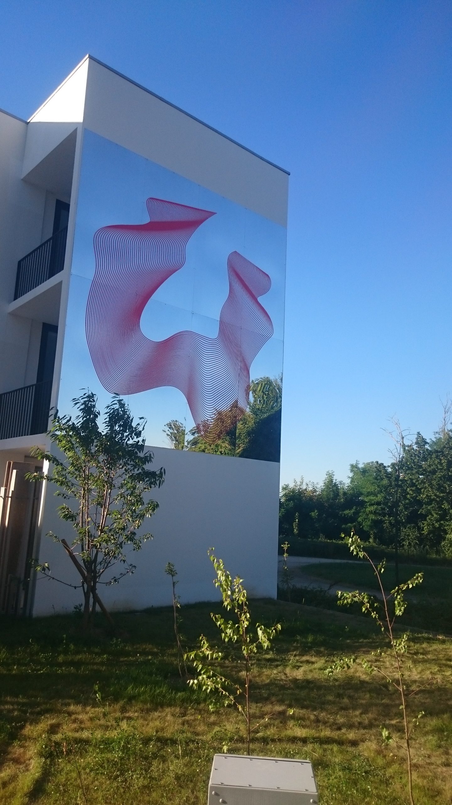 oeuvre d’ art mural inox